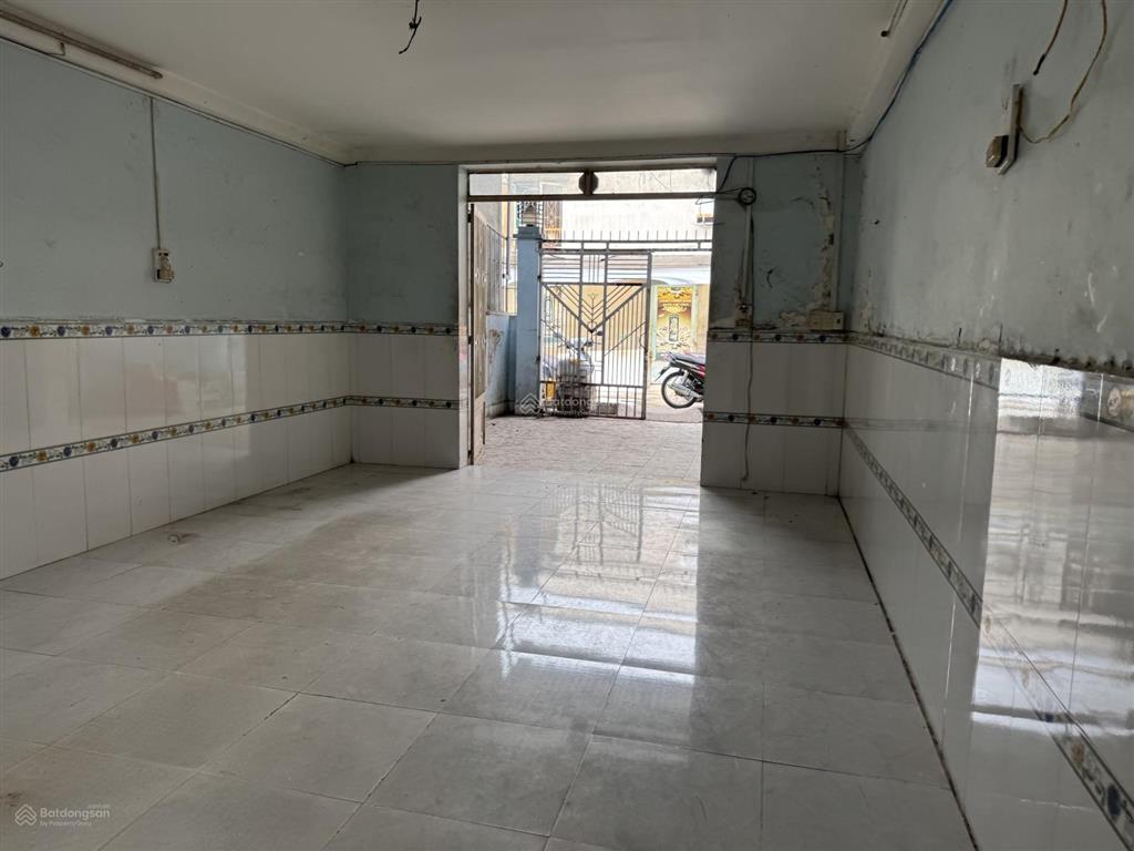 Cho thuê nhà riêng 3pn, 2wc, 84m2, 7 triệu vnd tại hẻm, lê thị riêng, thới an, q12, hcm
