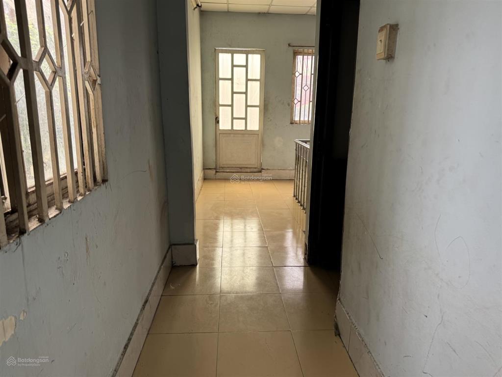 Cho thuê nhà riêng 3pn, 2wc, 84m2, 7 triệu vnd tại hẻm, lê thị riêng, thới an, q12, hcm