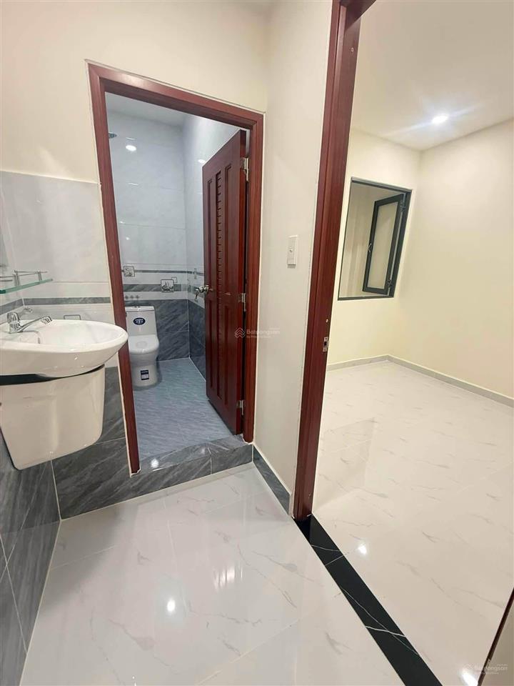 Bán nhà mặt phố tại tân chánh hiệp 8, 6,1 tỷ, 80m2, hot!