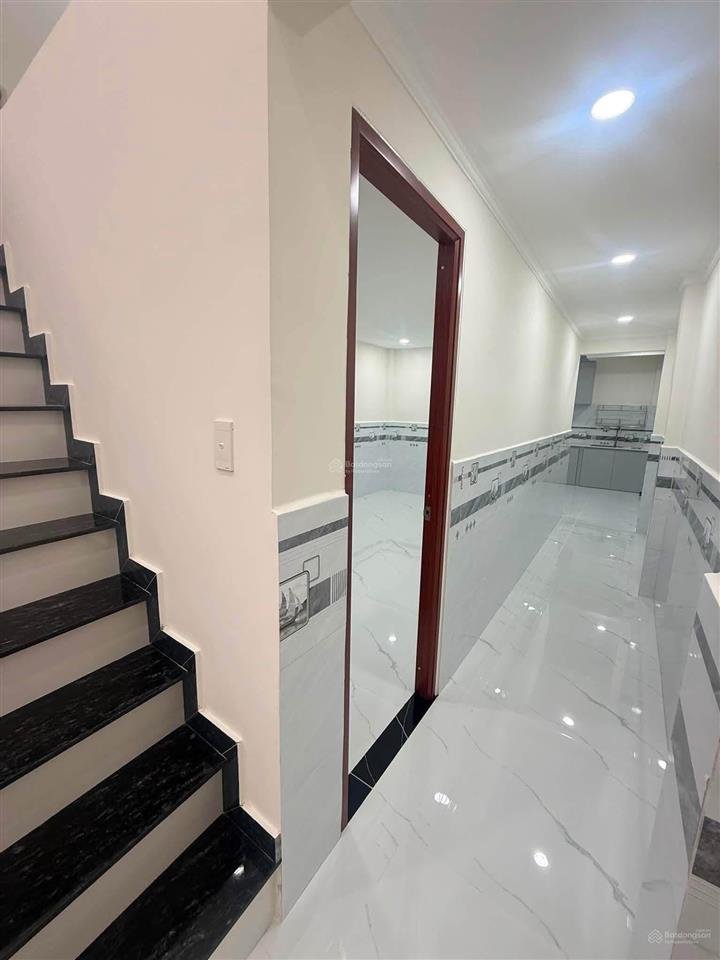 Bán nhà mặt phố tại tân chánh hiệp 8, 6,1 tỷ, 80m2, hot!