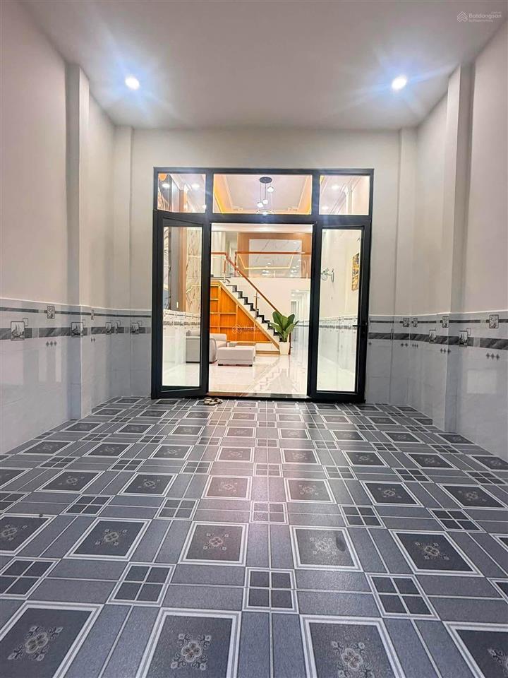 Bán nhà mặt phố tại tân chánh hiệp 8, 6,1 tỷ, 80m2, hot!