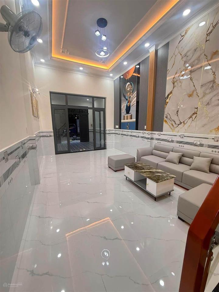Bán nhà mặt phố tại tân chánh hiệp 8, 6,1 tỷ, 80m2, hot!