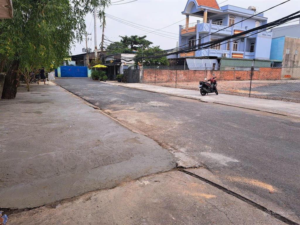 Bán đất mặt đường đông hưng thuận 10b nguyễn văn quá quận 12