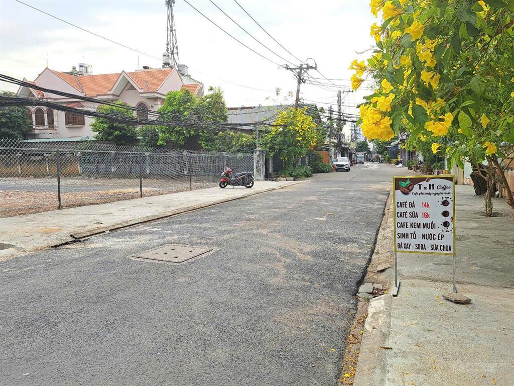 Bán đất mặt đường đông hưng thuận 10b nguyễn văn quá quận 12