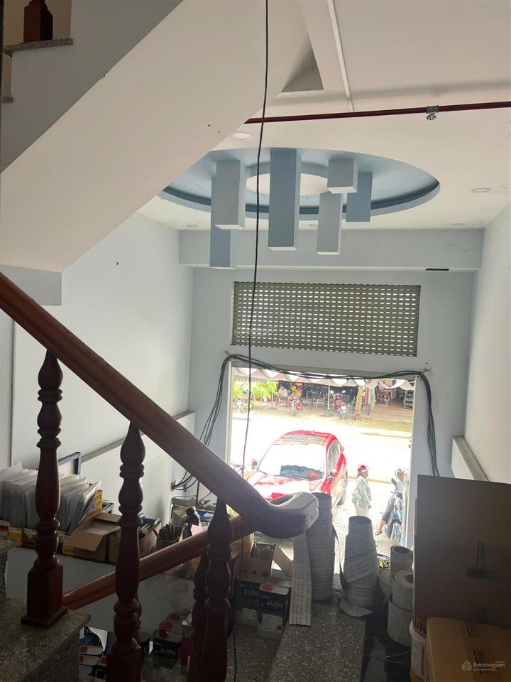 Bán nhà mặt phố tại song hành, 12,5 tỷ, 106m2, 8pn, 6wc giá ưu đãi