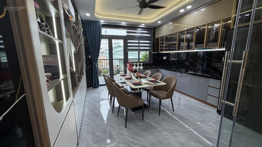 Cần bán nhà đẹp phan văn hớn, quận 12, hồ chí minh