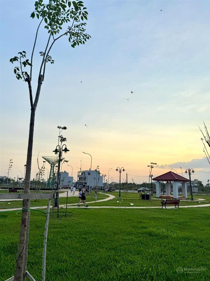 Bán đất khu 38ha  4,5x24m  6,7 tỷ