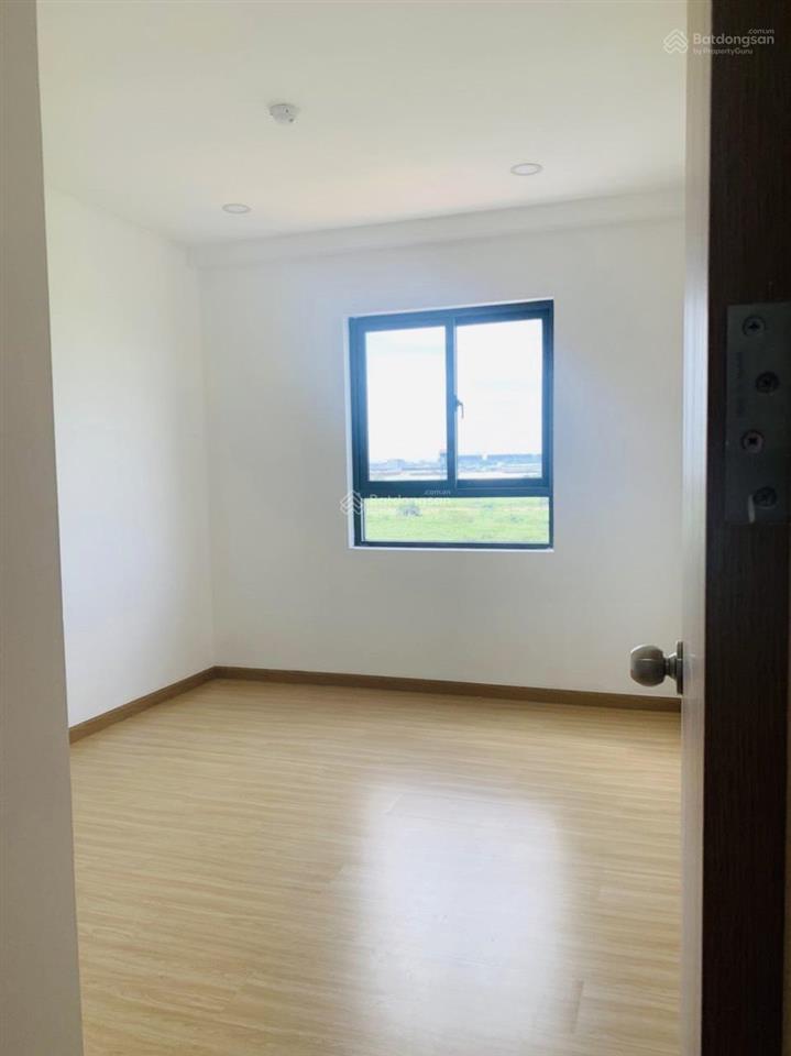 Bán căn hộ ctl tower dt 71 m2  sổ hồng sẵn  tầng đẹp