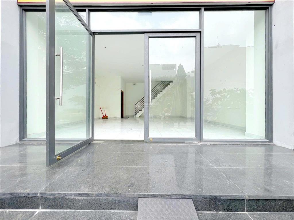 Cho thuê shophouse siêu hot tại chung cư stown tham lương, 15 triệu, 119m2