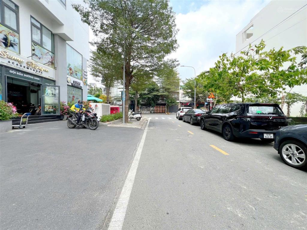 Cho thuê shophouse siêu hot tại chung cư stown tham lương, 15 triệu, 119m2