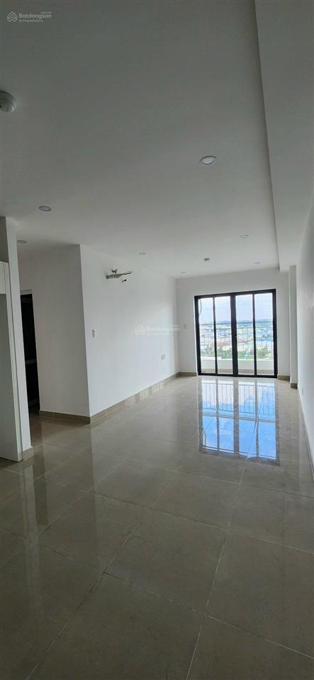 Cho thuê cc 3pn 2wc giá siêu hời 9,5 triệu, 87m2 tại chung cư stown tham lương