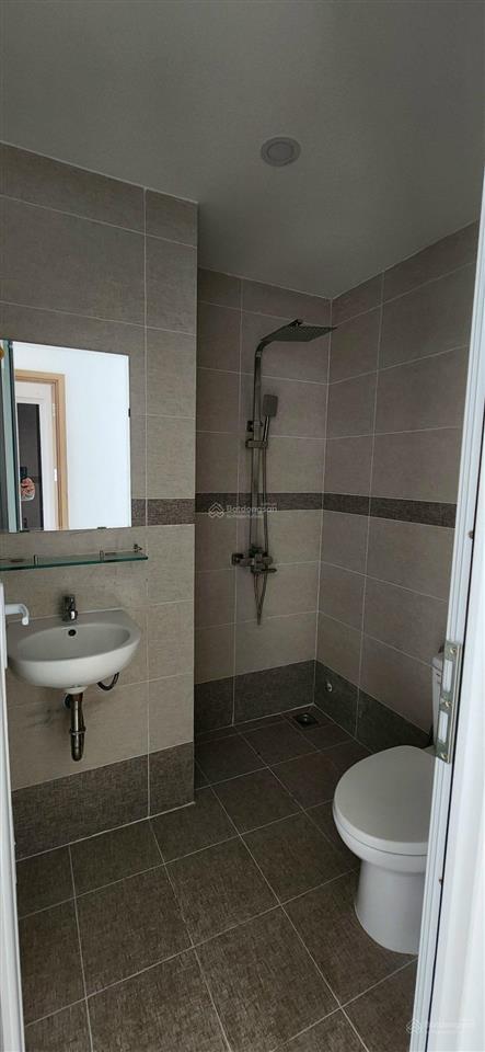 Cho thuê cc 3pn 2wc giá siêu hời 9,5 triệu, 87m2 tại chung cư stown tham lương