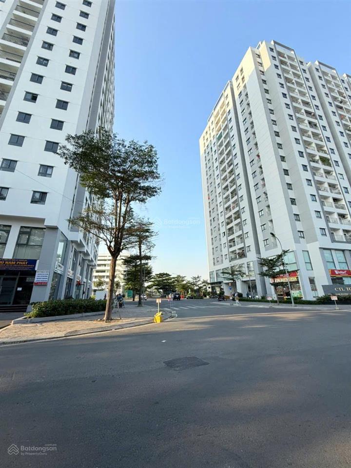 Bán ctl tower  stown tham lương 3pn  2wc  4 tỷ sổ hồng sẵn