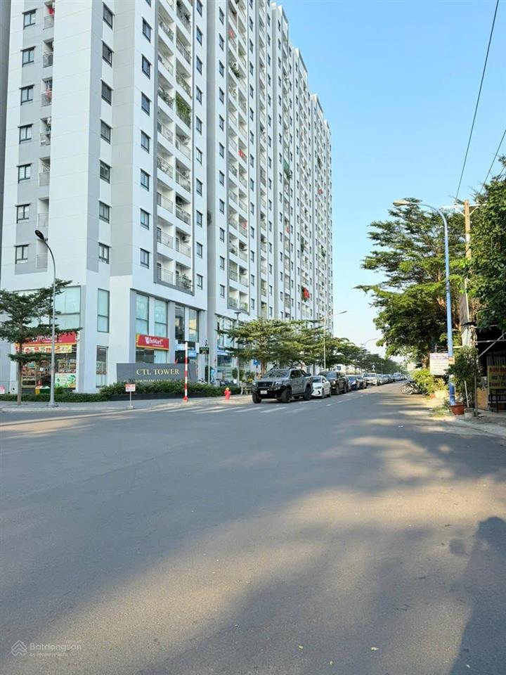 Bán ctl tower  stown tham lương 3pn  2wc  4 tỷ sổ hồng sẵn