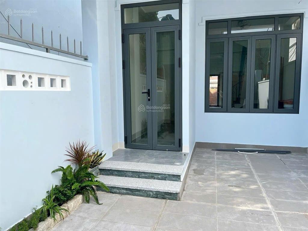 Cho thuê nhà nguyên căn mới xây đg nguyễn ảnh thủ, gần coopmart q12