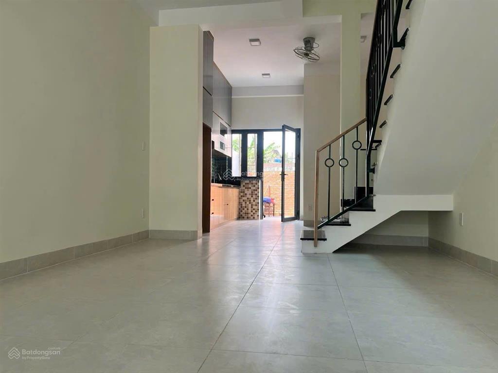Cho thuê nhà nguyên căn mới xây đg nguyễn ảnh thủ, gần coopmart q12