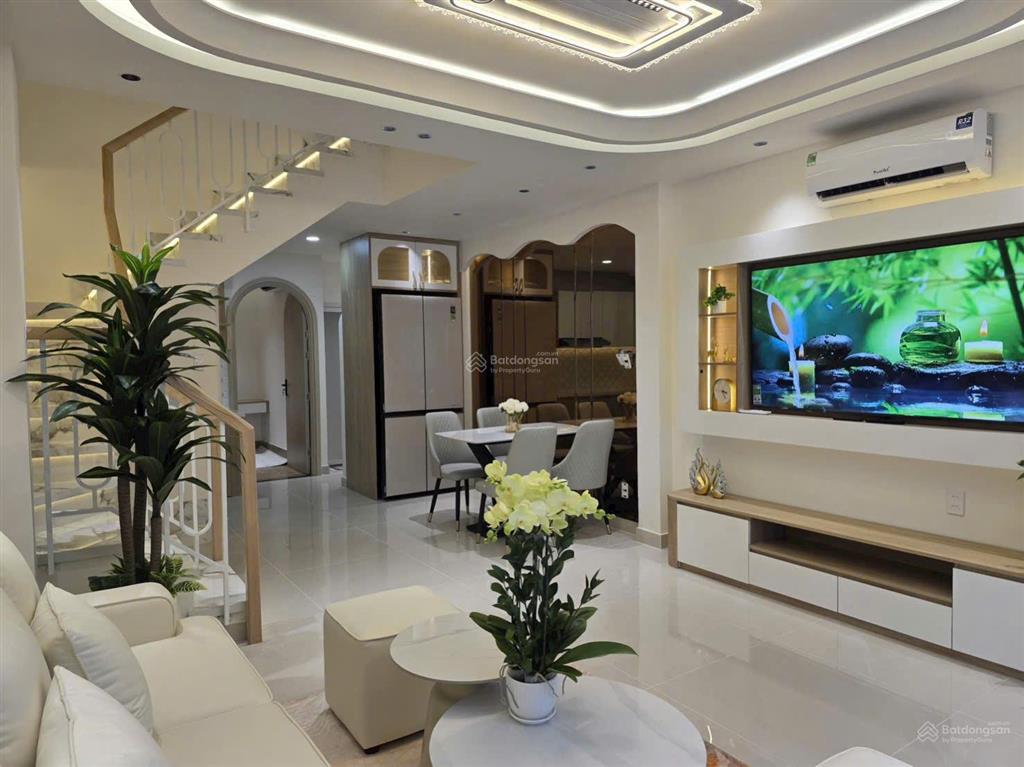 Cần bán nhà gần chợ trần văn quang, p bảy hiền, tân bình, 8tỷ6 4pn