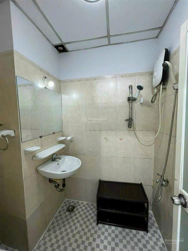 Cho thuê căn hộ cc thái an, nguyễn văn quá, q12. giá 5tr5 40m2, 1pn