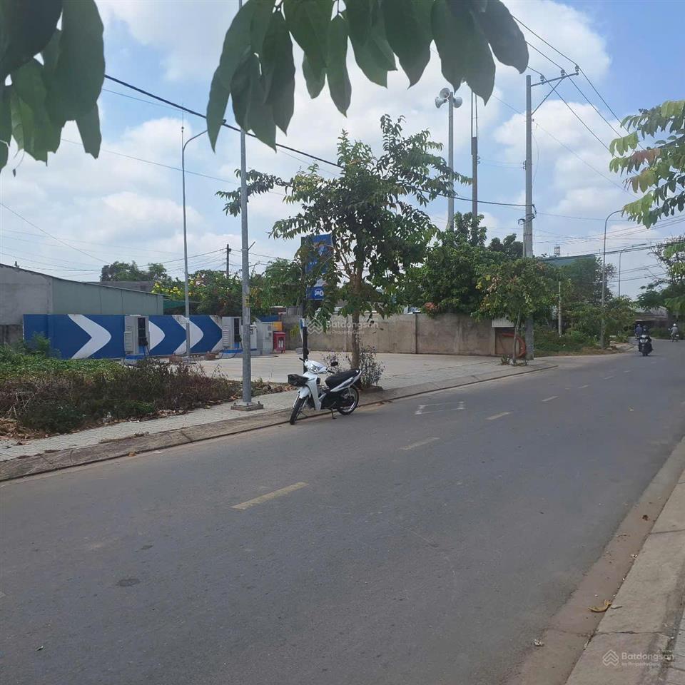 Cần tiền bán lô đất ngang 13x10m mtkd huỳnh thị mài, hóc môn
