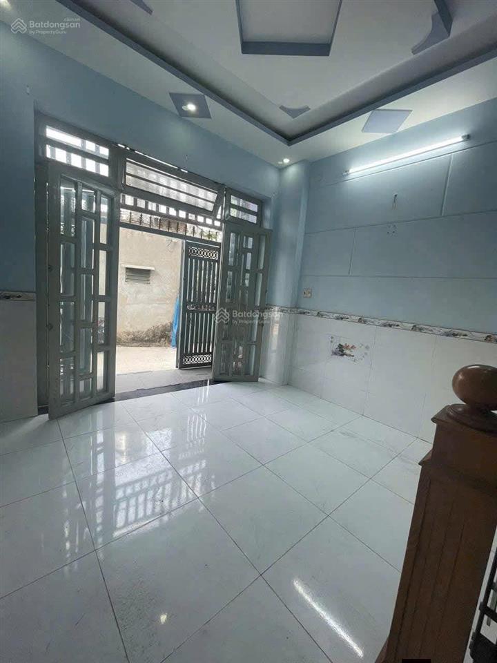 Nhà dt 4x10 đúc 1 trệt 2 lầu hẻm 3m 1/ đường huỳnh thị na vào 40m