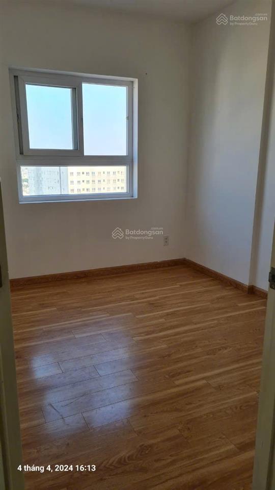 Cc prosper laza phan văn hớn .
58m2 , 2pn 2wc . lầu 20 sổ hồng riêng 2ty590