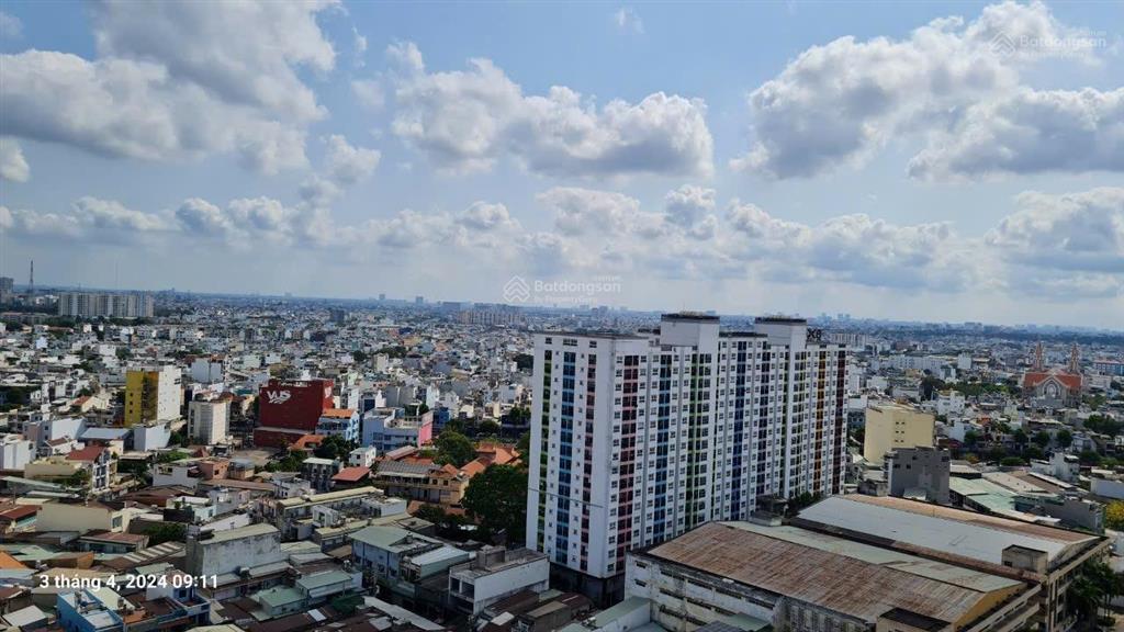 Cc prosper laza phan văn hớn .
58m2 , 2pn 2wc . lầu 20 sổ hồng riêng 2ty590