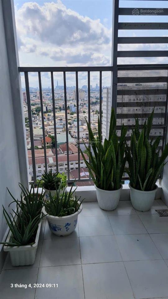 Cc prosper laza phan văn hớn .
58m2 , 2pn 2wc . lầu 20 sổ hồng riêng 2ty590