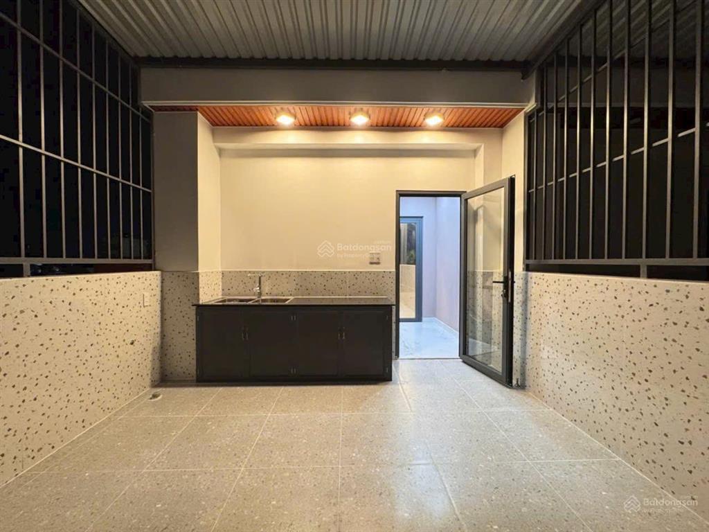 Bán 3 căn nhà phố vị trí tân thới nhất 02 vào 1/ giá 7,350 tỷ 54 m2 xây dựng 1 trệt 1 lửng 3 lầu