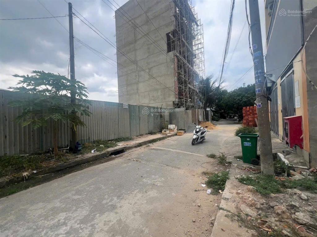 Cần bán 5lô đất liền kề nhau đường dương thị giang vào 1/ phường đông hưng thuận q12 dt 80m2