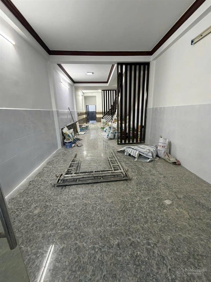 Nhà trệt 1 lầu  hẻm ô tô 6m thông  đường đông hưng thuận 02 vào 1/  diện tích 4 x24 giá 6,5 tỷ