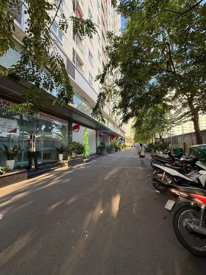 Shophouse giá tốt  view ngoài 4 tỷ  dt 100 m2 muốn kinh doanh, làm gì cũng được