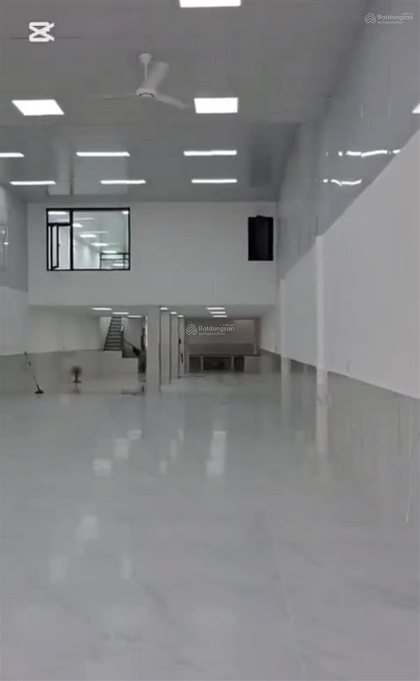 Xưởng cho thuê mt song hành gần trung chánh, hóc môn. dt 8x42m, có gác lửng nhà đẹp