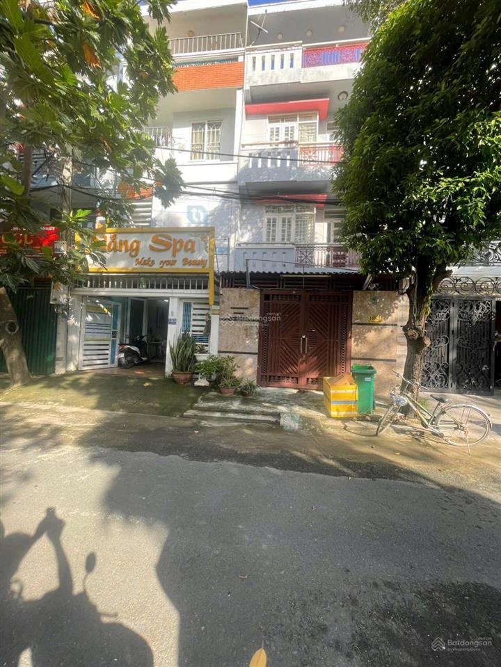 Bán nhà khu dân cư an sương dt 4.5x20 nhà đúc kiên cố 3 tấm rưỡi hướng đông nam đối diện công viên