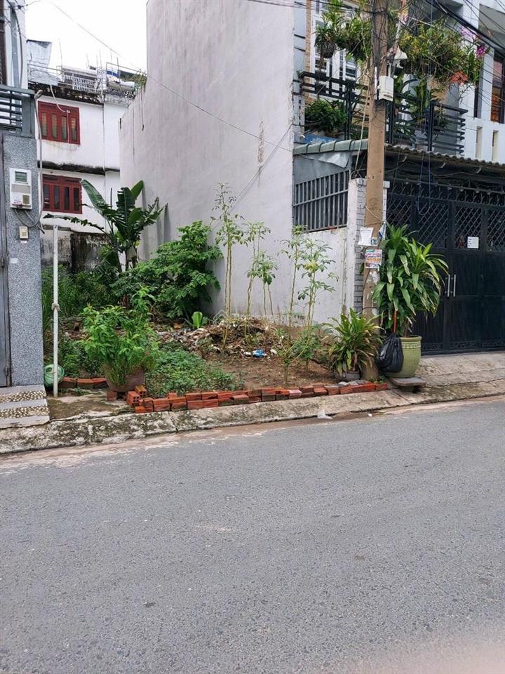 Bán đất khu dân cư an sương q.12
phường tân hưng thuận cũ thuộc p đông hưng thuận dt 90m2 giá 7,9