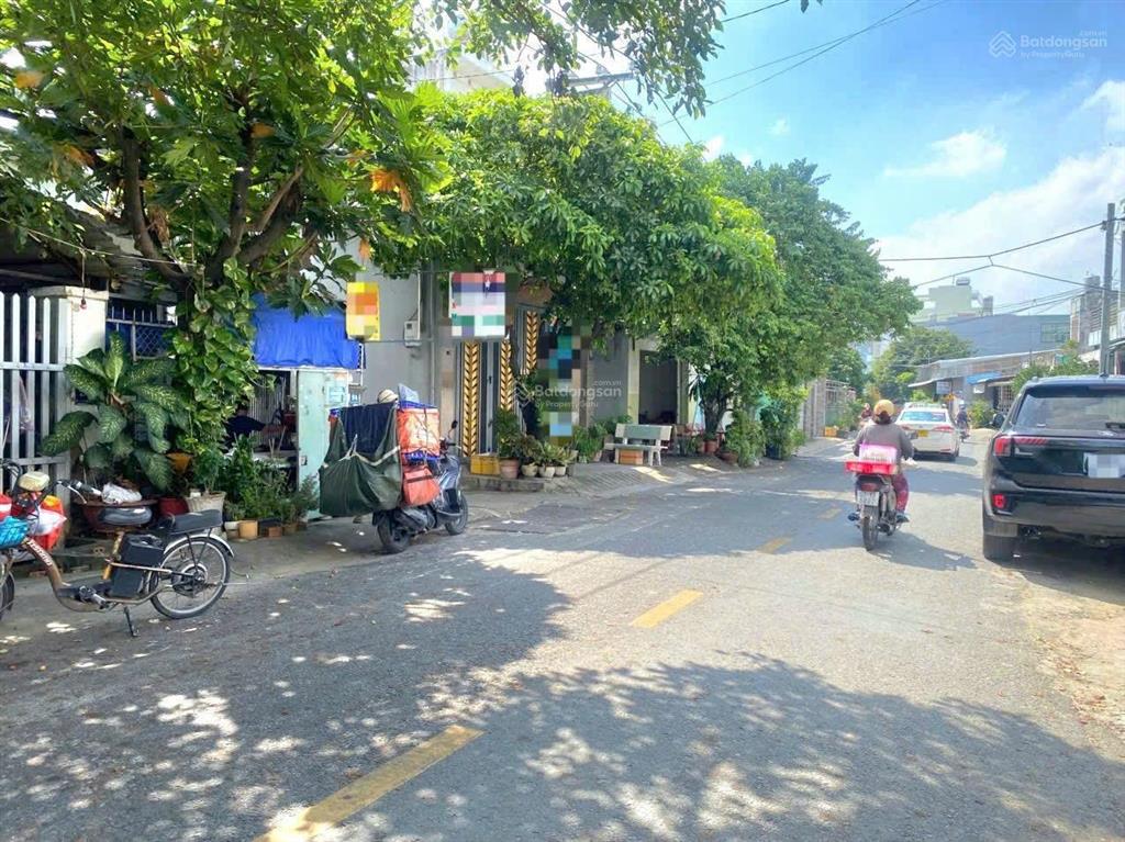 Bán nhà mặt tiền đường đông hưng thuận 42, đường 12m nhựa, dt 4 x 20, giá 4,9 tỷ, sổ hồng!