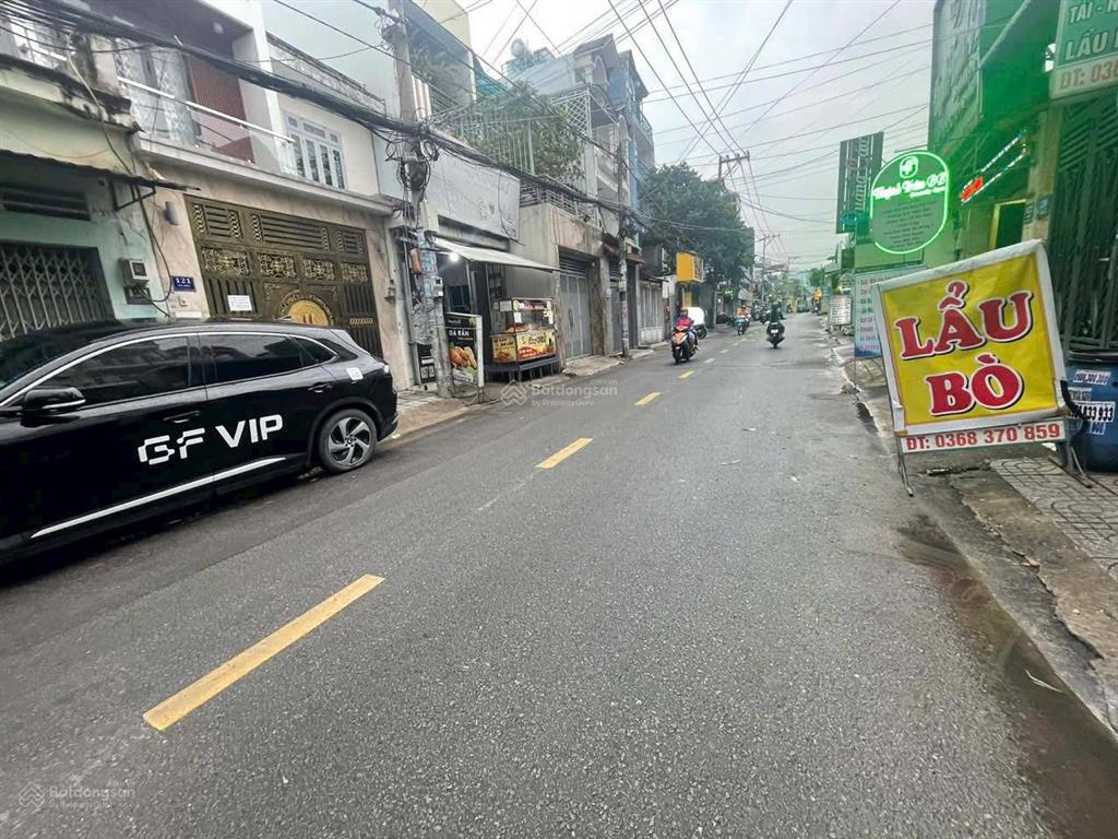 Nhà mặt đường đông hưng thuận 11. p đông hưng thuận, tp hcm.
dt 5x20m
mt buôn bán ok
giá bán 8