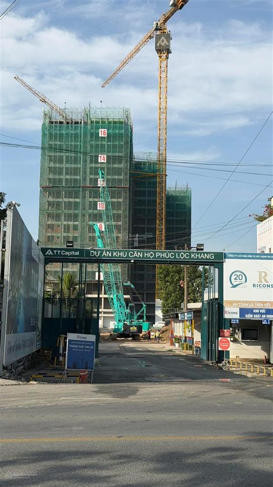 Giá rẻ. bán nhanh căn 2pn view h. nam, lầu đẹp. chỉ 2.15 tỷ. thanh toán 1%/tháng