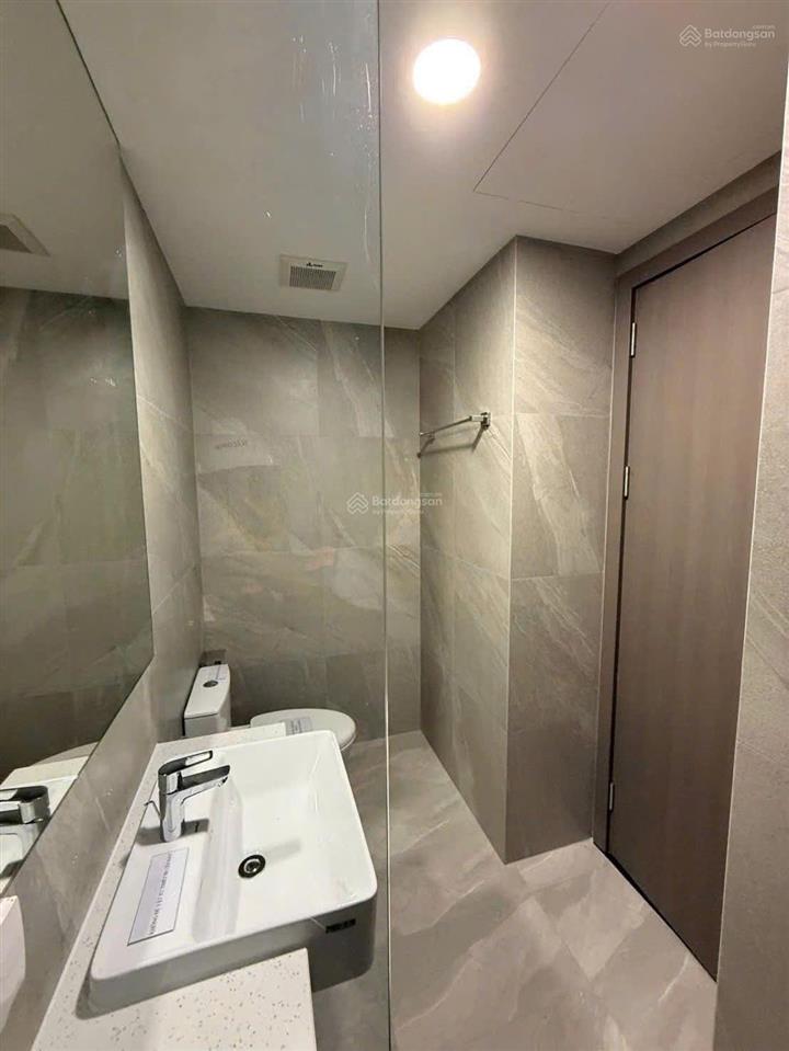 Chính chủ cần bán căn 2pn 2wc view đông nam. diện tích 67.11m2. giá cực rẻ chỉ 2.59 tỷ căn hộ avio