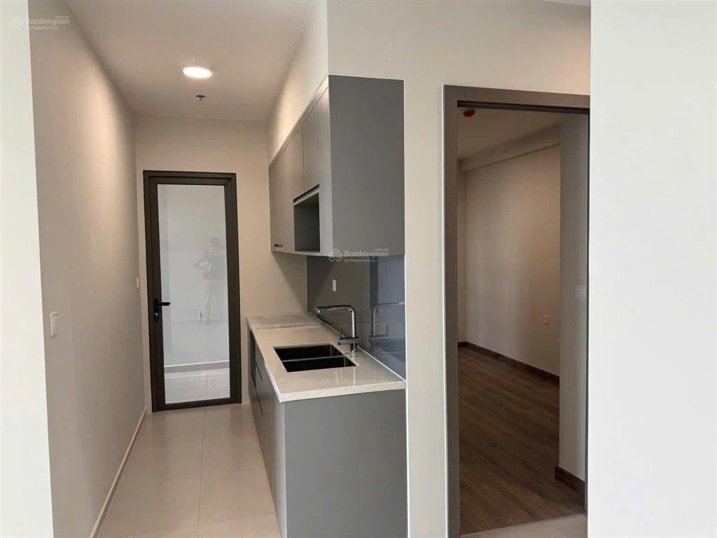 Chính chủ cần bán căn 2pn 2wc view đông nam. diện tích 67.11m2. giá cực rẻ chỉ 2.59 tỷ căn hộ avio
