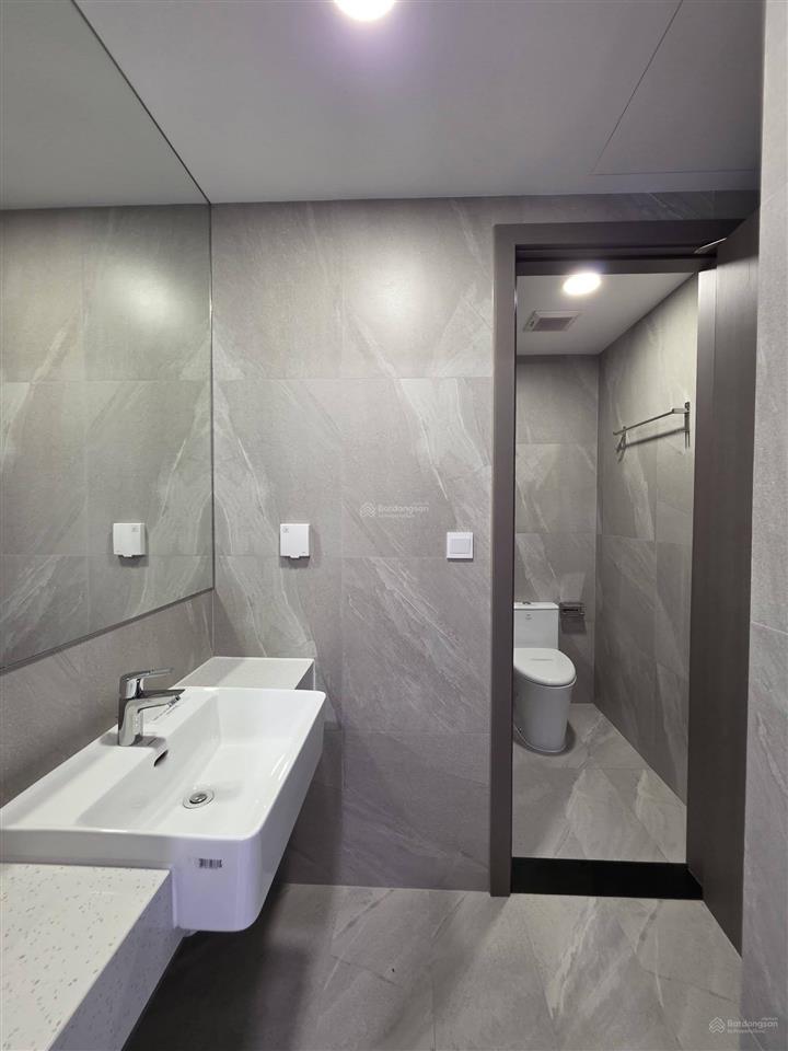 Sang giá hợp đồng căn 1pn  tt avio. tầng 26, view hồ bơi. chỉ 1,4 tỷ  năm sau nhận nhà