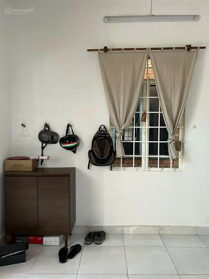 Bán nhà cấp 4 hẻm 94 vườn lài, 4.5 x 14.2