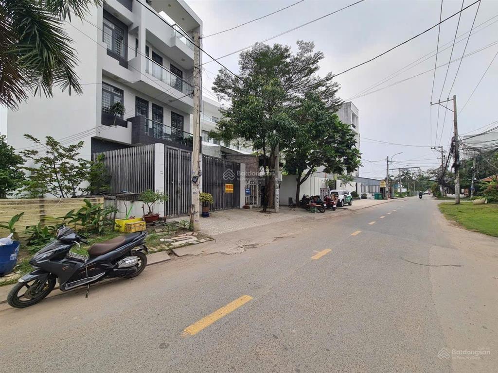 Đất mặt tiền hẻm 140 vườn lài, 7 x 48m
