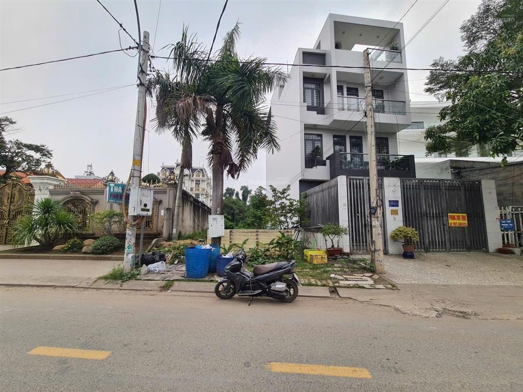 Đất mặt tiền hẻm 140 vườn lài, 7 x 48m