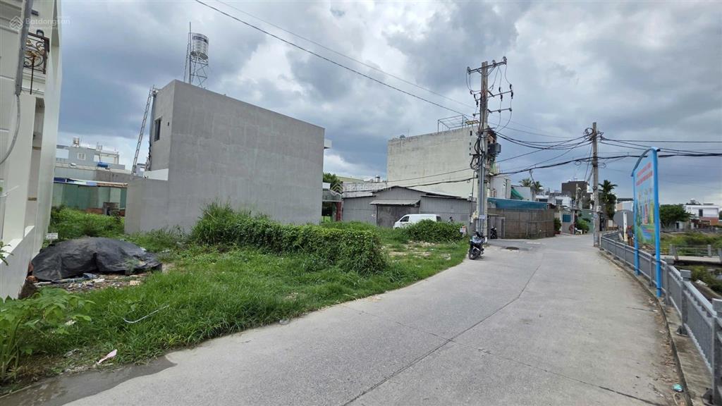 Lô góc 2 mặt tiền đường ven rạch nguyễn thị nhuần, 255m2