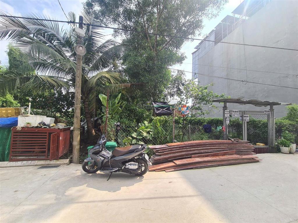 Bán gấp đất hẻm 301 vườn lài gần sông sg, cách cầu sắt apđ 1km, 5 x 20