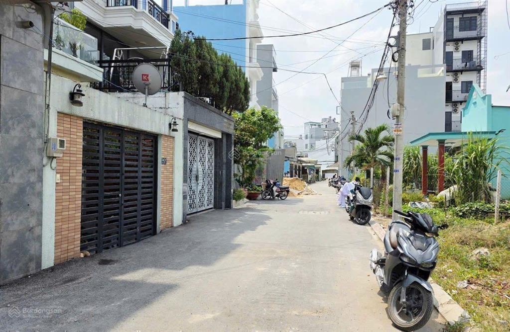Đất mặt tiền hẻm 362 vườn lài cách cầu sắt apđ 800m, 4 x 23