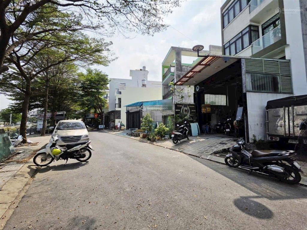 Đất đường 12m hẻm thông mặt tiền hẻm 52 vườn lài, 5 x 23