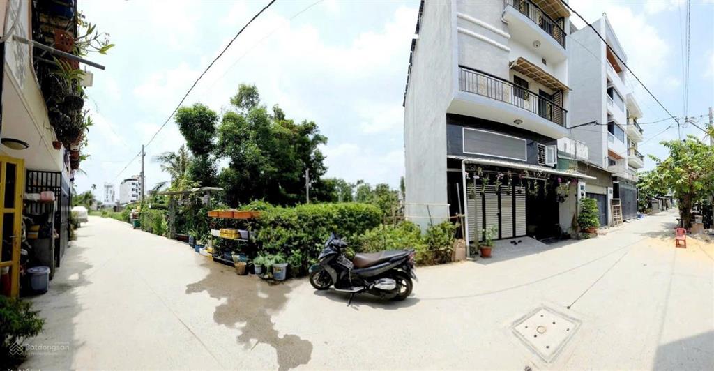 Đất hẻm 301 vườn lài gần sông sg, cách cầu sắt apđ 1km, 5 x 20