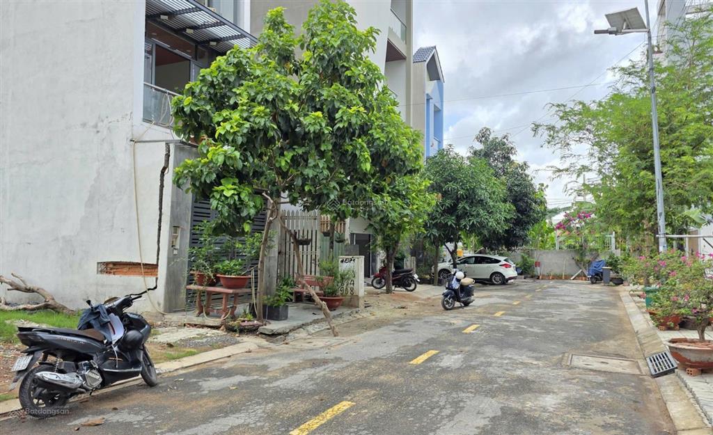 Hot hot hot! hàng hiếm xuất hiện. bán đất hẻm 1/ đường ven sông sg giá cực tốt, 4 x 15