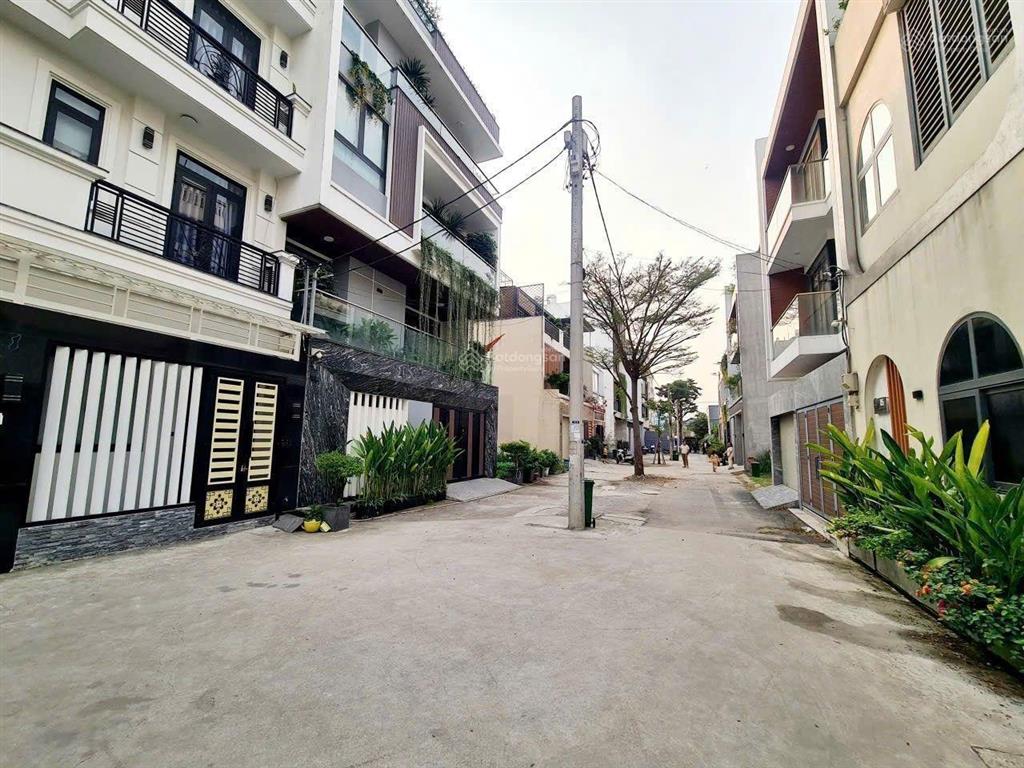 Cho thuê chdv hẻm 140 vườn lài, 20m2 full nội thất, 4.3 triệu/tháng